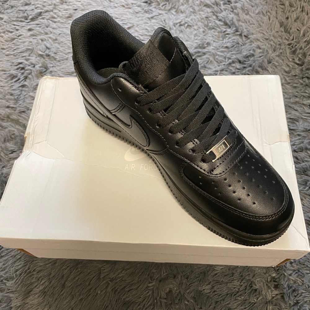 Nike Air Force 1 Men's Black Sneakers
